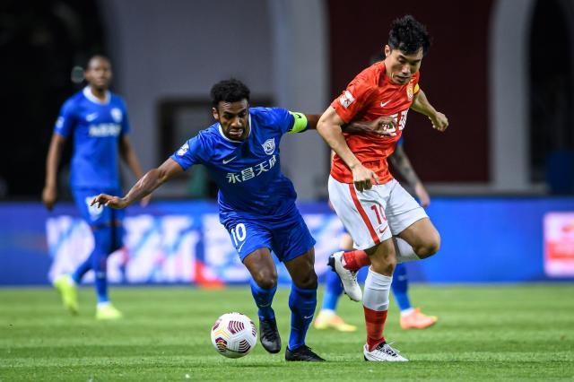 500网-【中超】高准翼杨立瑜世界波 沧州雄狮0比2广州队